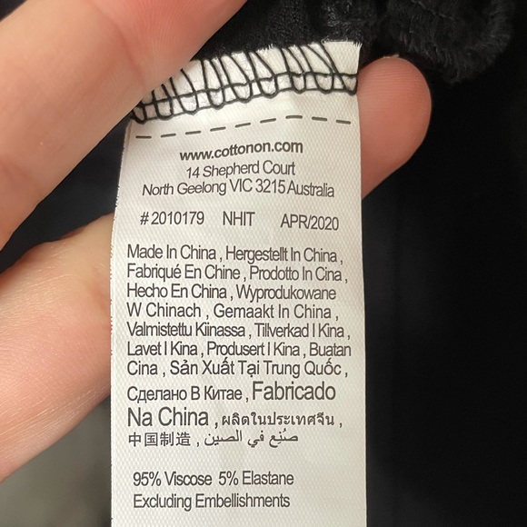 🛍✨SOLD✨Cotton on black crop top NWOT - Picture 6 of 7